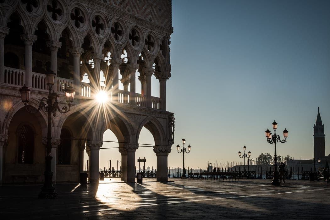 Doge's Palace at dawn